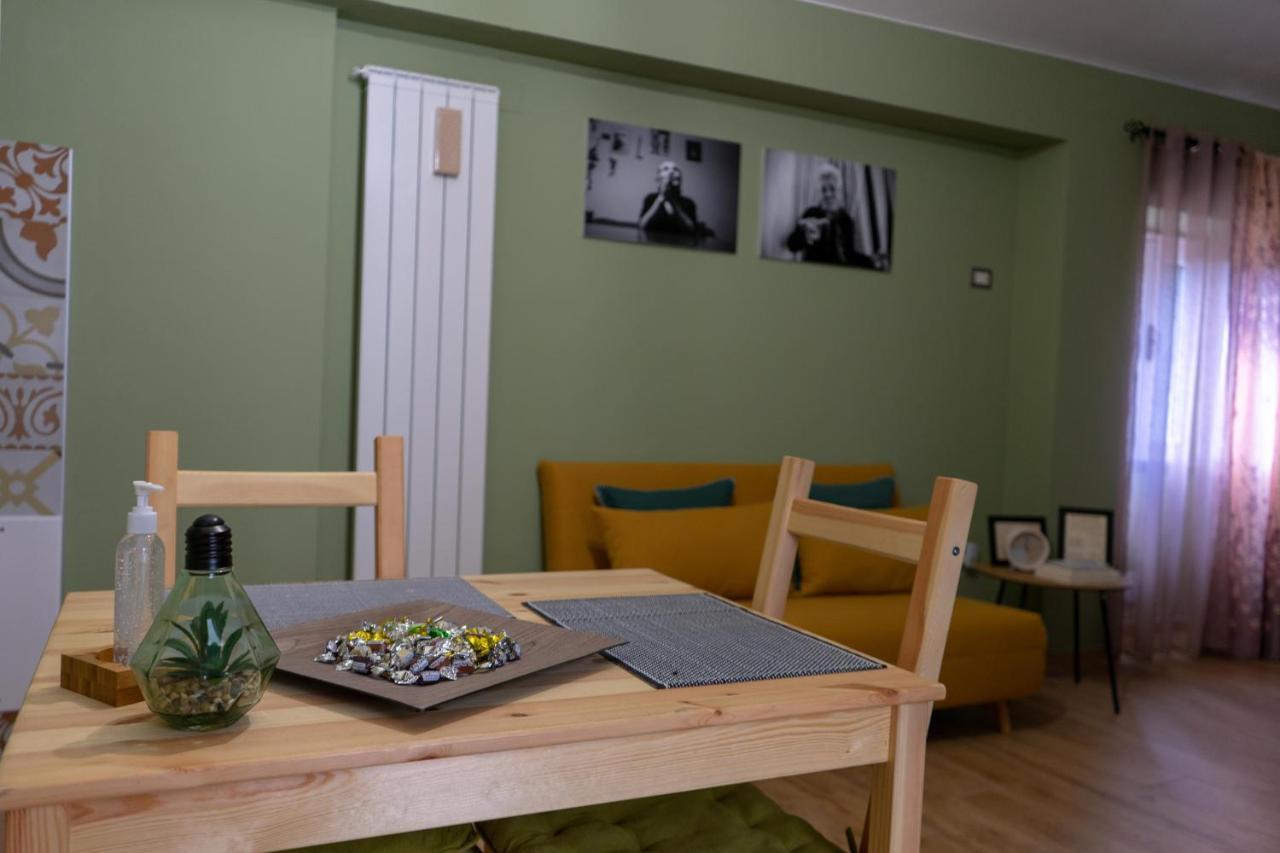 B&B Sud E Magia Кастелмецано Екстериор снимка