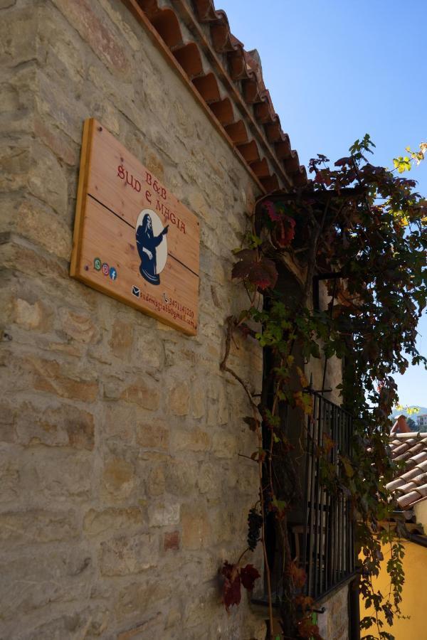 B&B Sud E Magia Кастелмецано Екстериор снимка